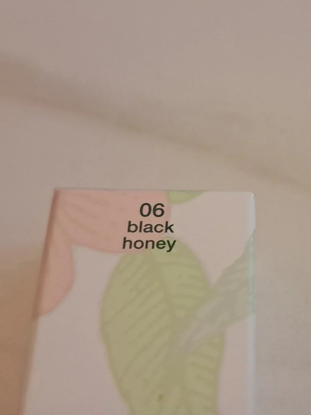 CLINIQUE ALMOST LIPSTICK IN THE SHADE 06 BLACK HONEY